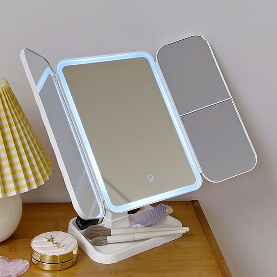 Foldable Smart Mirror